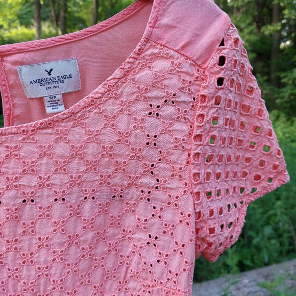 Coral Lace Tee by AE - Picture 3 of 4